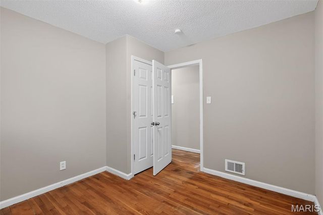 880 Tyson Drive, Florissant, MO 63031