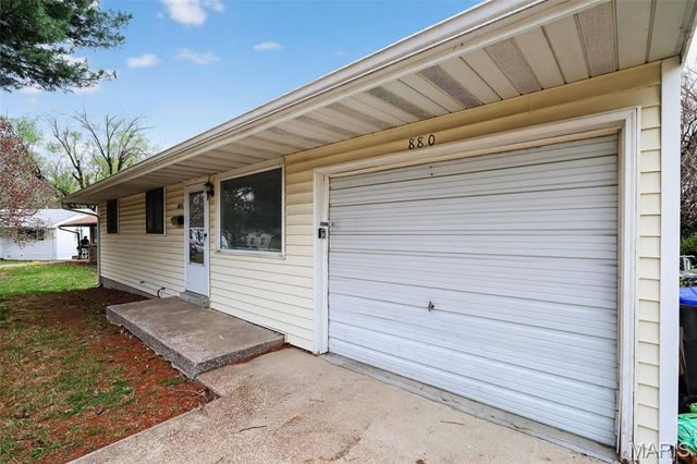 880 Tyson Drive, Florissant, MO 63031