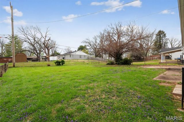 880 Tyson Drive, Florissant, MO 63031