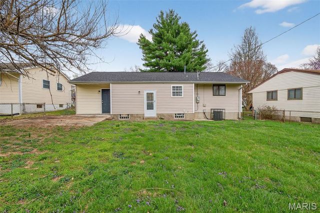 880 Tyson Drive, Florissant, MO 63031