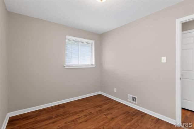 880 Tyson Drive, Florissant, MO 63031