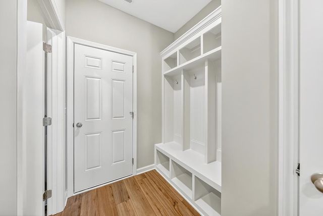 104 Beaver Creek Way, Lagrange, GA 30241