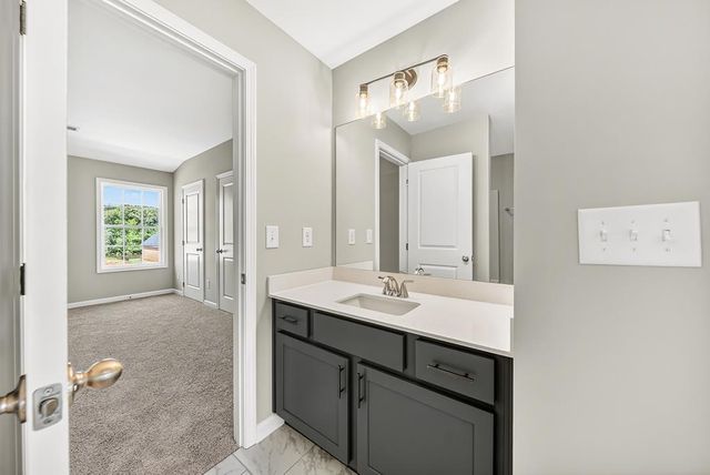104 Beaver Creek Way, Lagrange, GA 30241