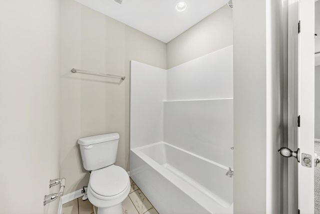 104 Beaver Creek Way, Lagrange, GA 30241