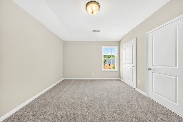 104 Beaver Creek Way, Lagrange, GA 30241
