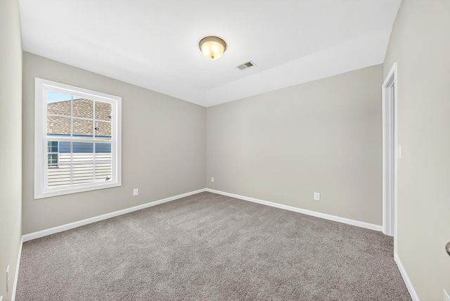 104 Beaver Creek Way, Lagrange, GA 30241