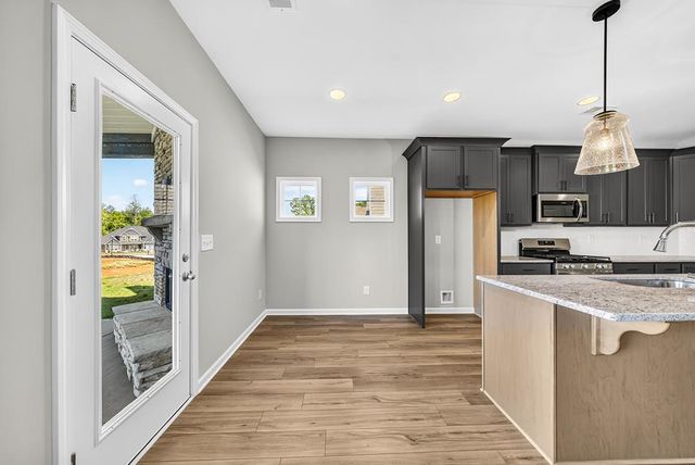 104 Beaver Creek Way, Lagrange, GA 30241