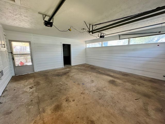 112 Savannah Street, Waxahachie, TX 75165