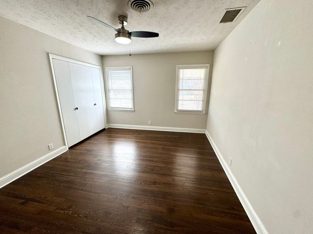 112 Savannah Street, Waxahachie, TX 75165