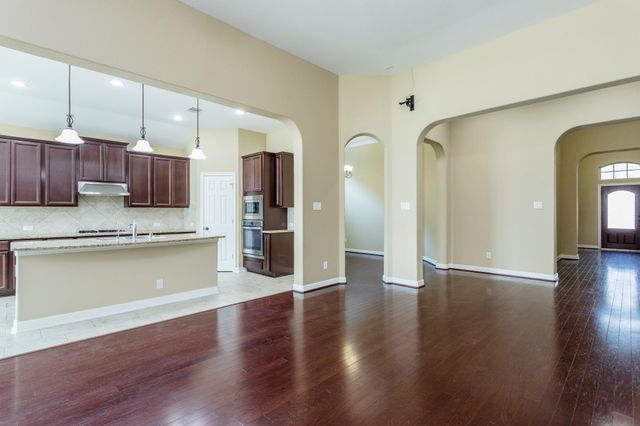 7810 Deep Green Drive, Rosenberg, TX 77469