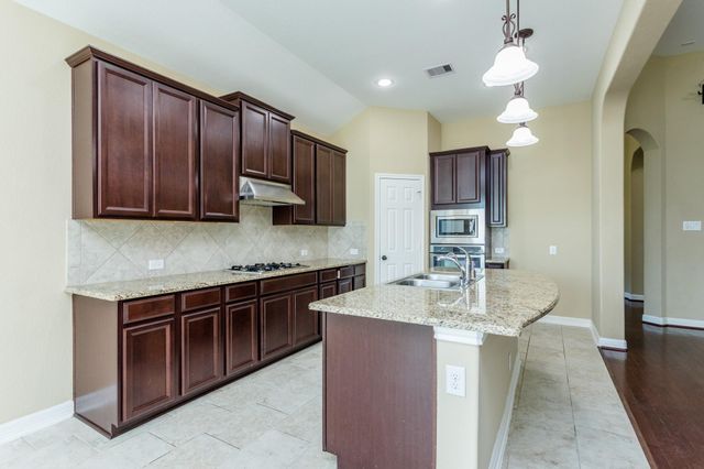 7810 Deep Green Drive, Rosenberg, TX 77469