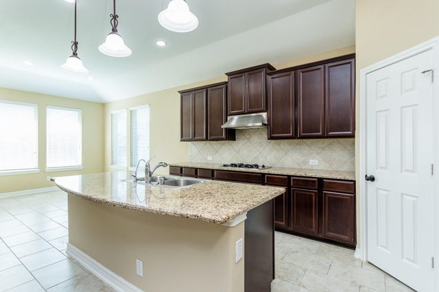 7810 Deep Green Drive, Rosenberg, TX 77469