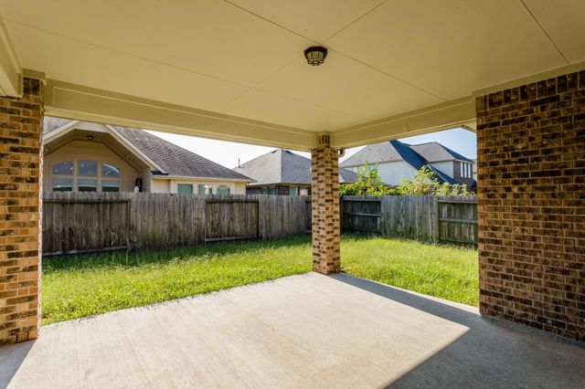 7810 Deep Green Drive, Rosenberg, TX 77469