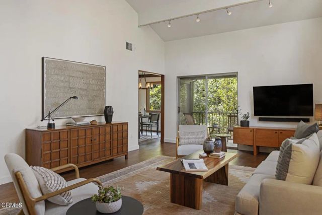 3786 Latrobe Street, Los Angeles, CA 90031
