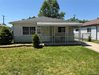 4810 CAMPBELL Street, Dearborn Heights, MI 48125