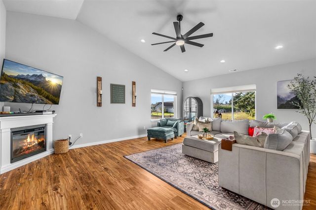 17912 Daryl Lane SW, Rochester, WA 98579