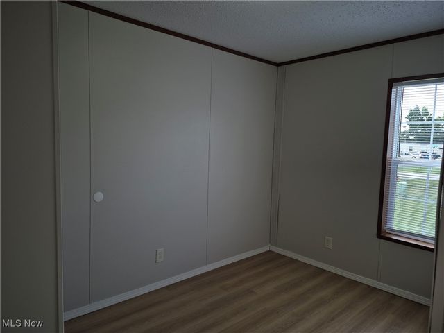 125 Cedar Brook Drive, Elyria, OH 44035