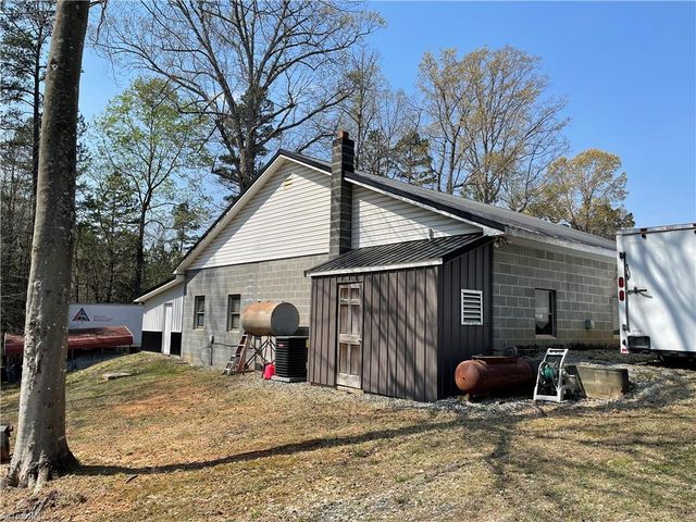 201 Old Pasture Road, Linwood, NC 27299