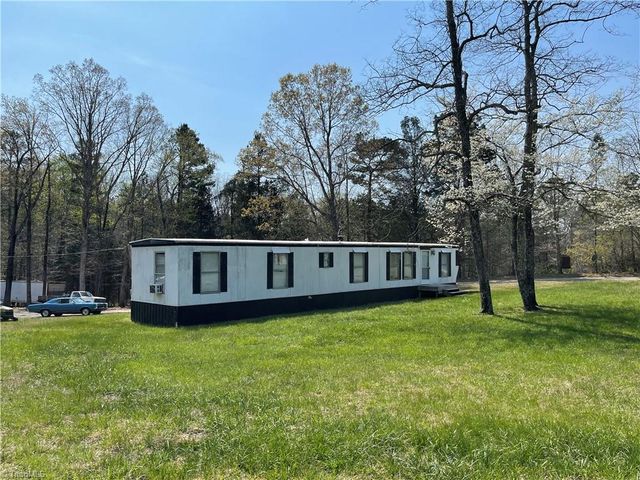 201 Old Pasture Road, Linwood, NC 27299
