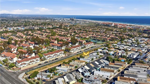 80 Huntington 516, Huntington Beach, CA 92648