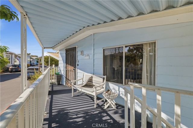 80 Huntington 516, Huntington Beach, CA 92648