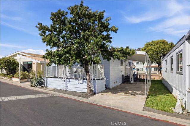 80 Huntington 516, Huntington Beach, CA 92648