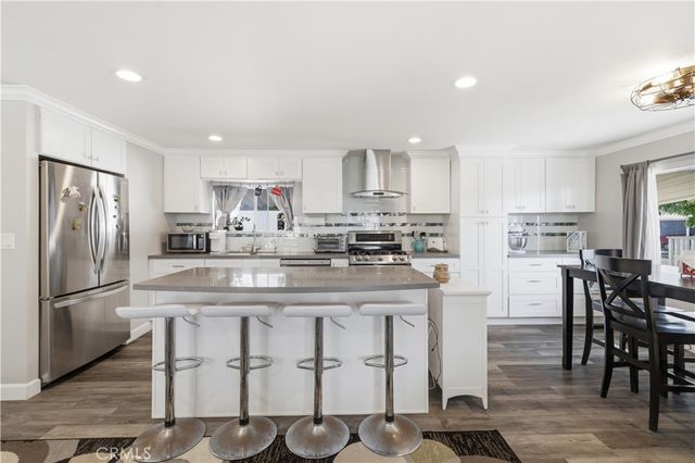 80 Huntington 516, Huntington Beach, CA 92648