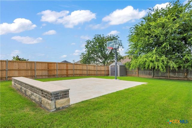 8219 Collins Creek Drive, Salado, TX 76571