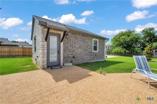 8219 Collins Creek Drive, Salado, TX 76571