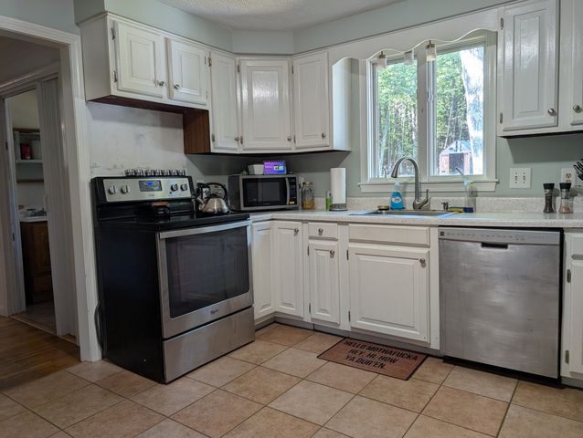 134 Davis Village Rd., New Ipswich, NH 03071