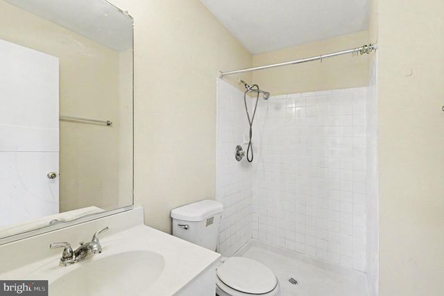 725 W CHERRY BLOSSOM WAY, Baltimore, MD 21201