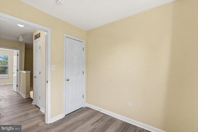 725 W CHERRY BLOSSOM WAY, Baltimore, MD 21201