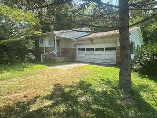 677 S Bickett Road, Xenia, OH 45385