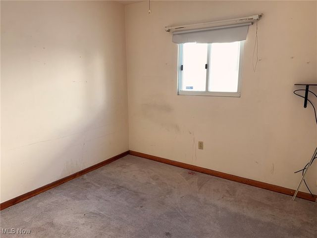 439 Henry Avenue, Steubenville, OH 43952