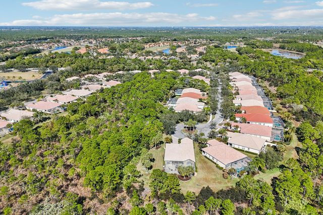 8693 SE Nicolete Lane, Hobe Sound, FL 33455