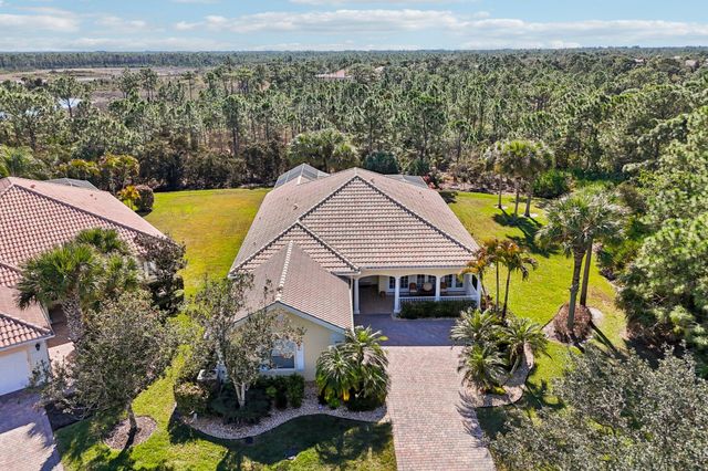 8693 SE Nicolete Lane, Hobe Sound, FL 33455