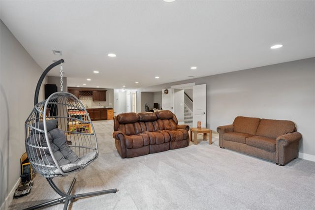 720 Timberview Drive, Adel, IA 50003