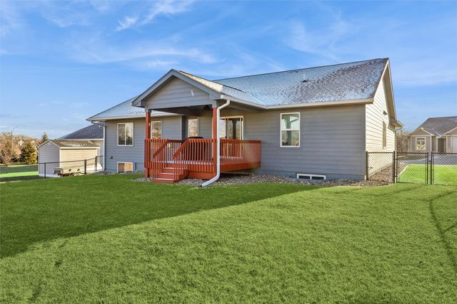 720 Timberview Drive, Adel, IA 50003