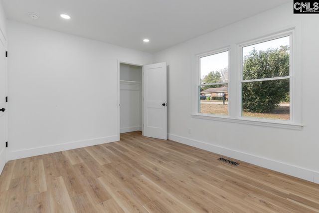 124 W Lakeside Avenue, Columbia, SC 29203