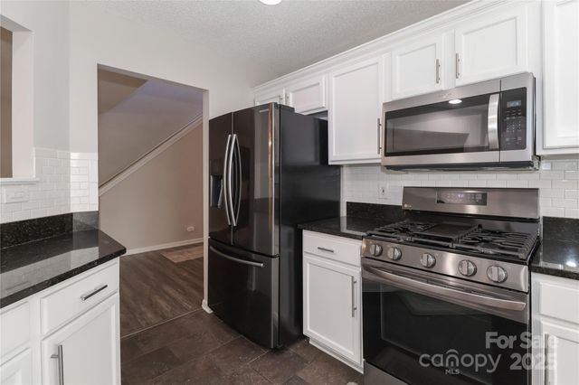 8815 Laurel Run Drive, Charlotte, NC 28269