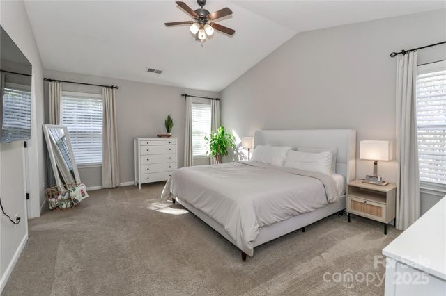 8815 Laurel Run Drive, Charlotte, NC 28269