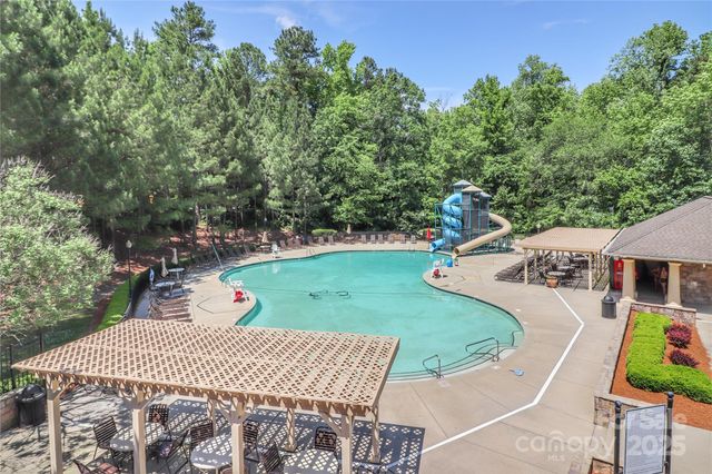 8815 Laurel Run Drive, Charlotte, NC 28269