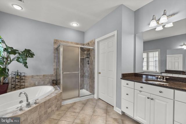 4104 BRUSHFIELD DR, Frederick, MD 21704