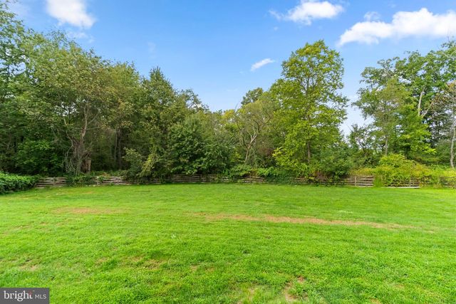 4104 BRUSHFIELD DR, Frederick, MD 21704