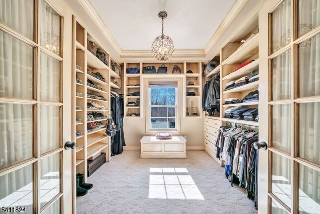 28 Arbor Rd, North Caldwell Boro, NJ 07006