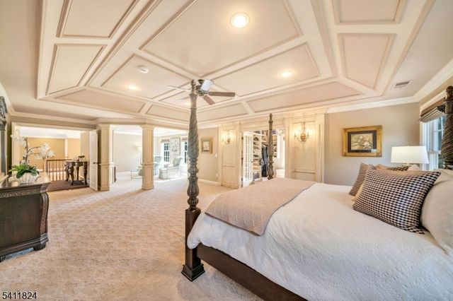 28 Arbor Rd, North Caldwell Boro, NJ 07006