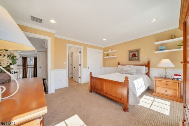 28 Arbor Rd, North Caldwell Boro, NJ 07006