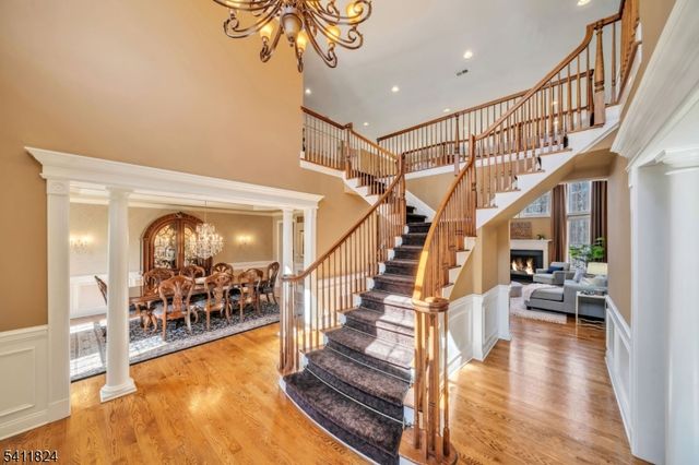 28 Arbor Rd, North Caldwell Boro, NJ 07006