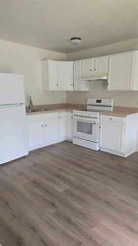 4745 5th Street, Bacliff, TX 77518