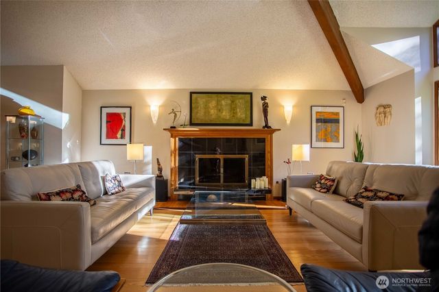 2715 39th Street, Gig Harbor, WA 98335